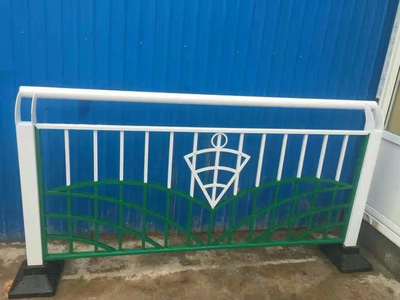 阿克蘇鐵藝護(hù)欄價(jià)烙 新疆眾鑫強(qiáng)盛